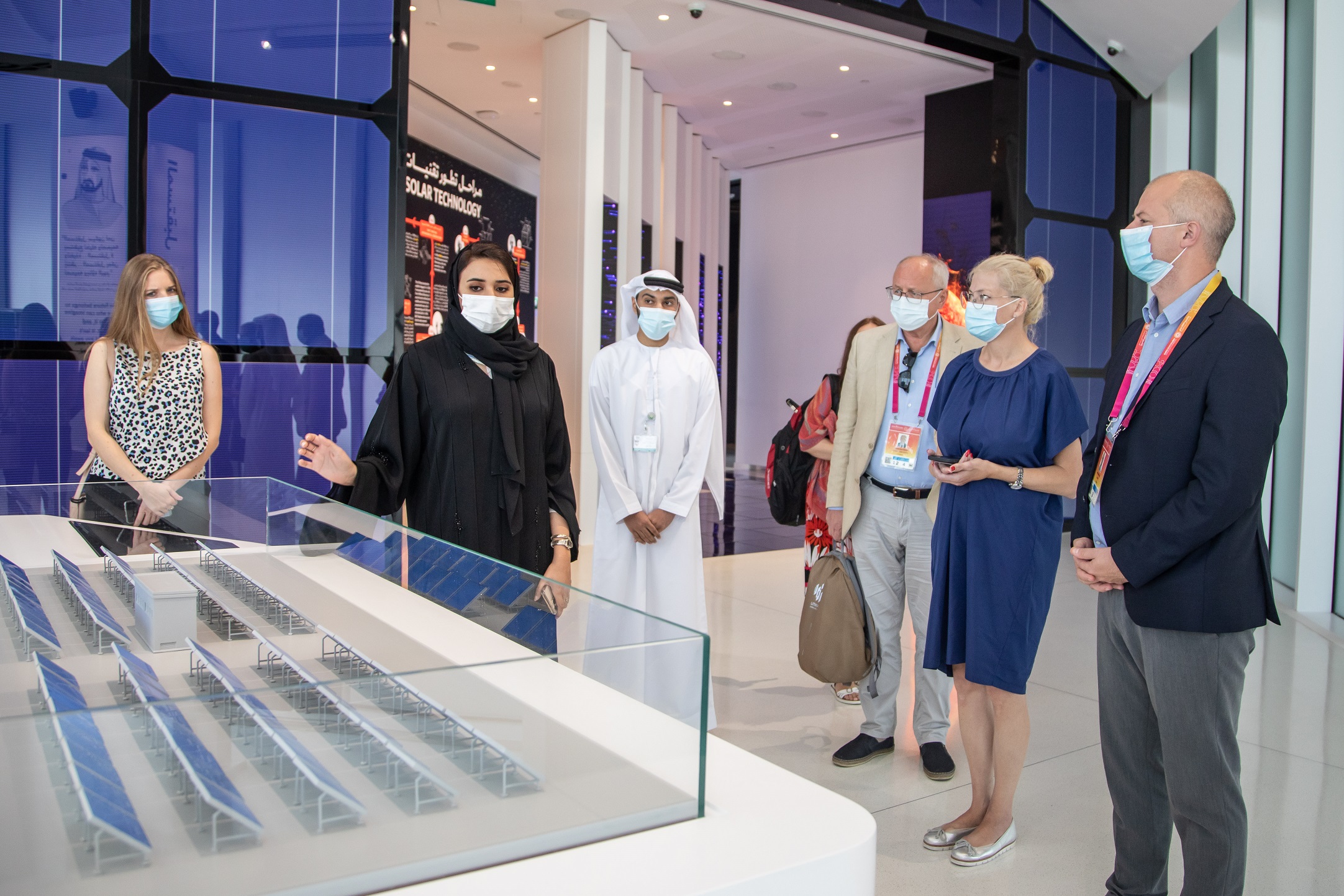 DEWA’s Innovation Centre welcomes several high-level delegations from around the world to review the latest clean energy technologies